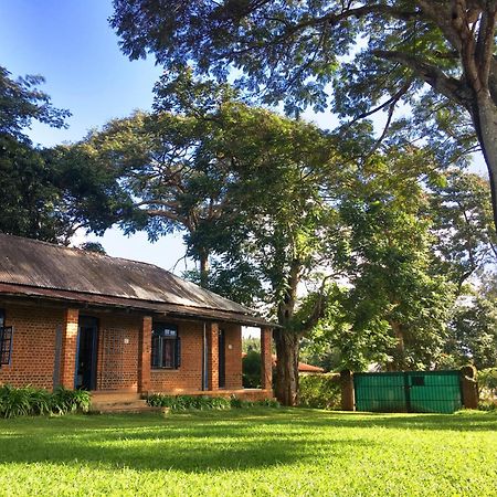 Africawildtruck Eco Camp & Lodge Mulanje 外观 照片